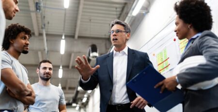 Transformational leadership being shown to team through Manufacturing Executive Search